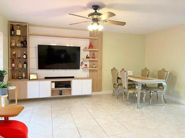 6537 SW 41st Pl # 57, Davie FL 33314