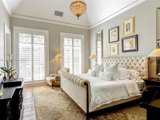 641 Almeria Ave # 641, Coral Gables FL 33134