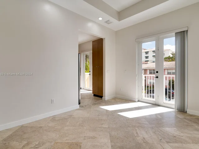 343 Madeira Ave # 349, Coral Gables FL 33134