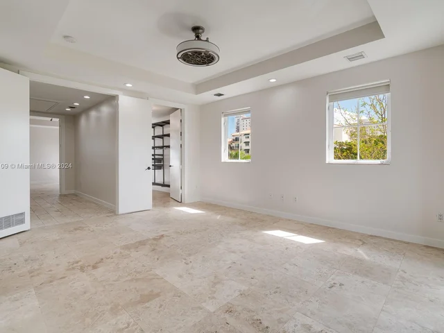 343 Madeira Ave # 349, Coral Gables FL 33134