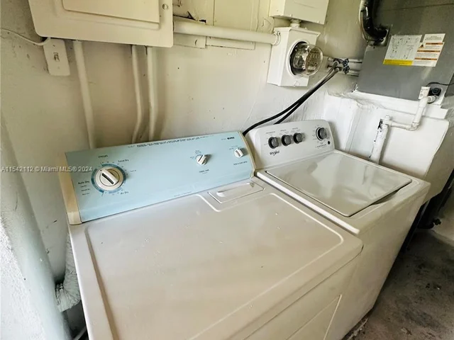 5705 SW 39st St., Miami FL 33155