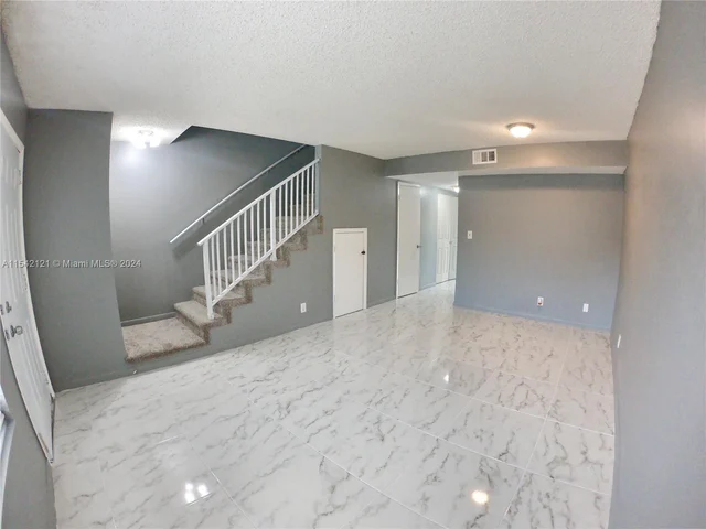 9827 NW 37th St # 4F, Sunrise FL 33351