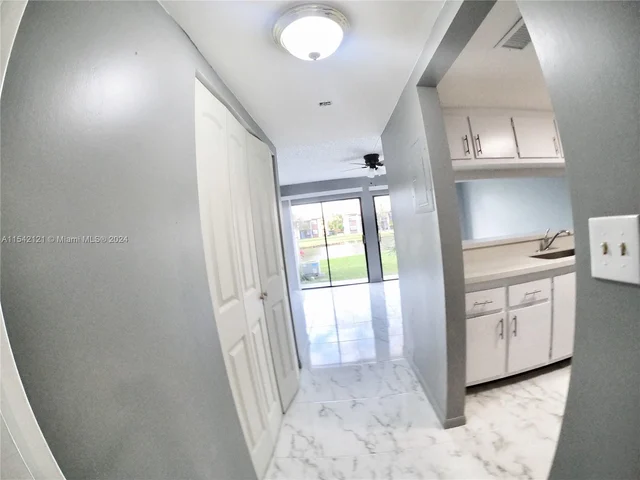 9827 NW 37th St # 4F, Sunrise FL 33351