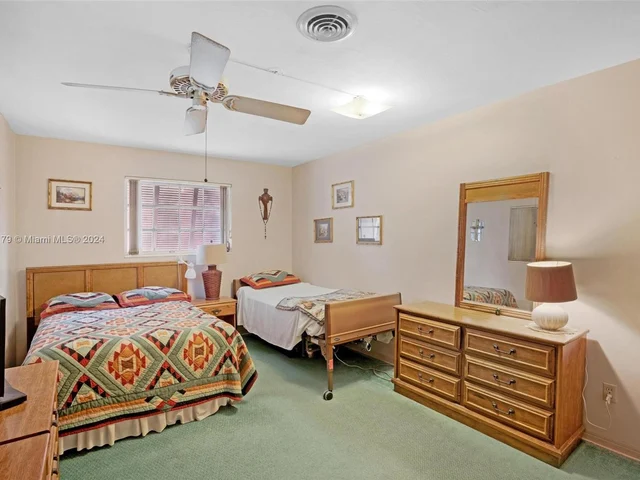 17305 SW 303rd St, Homestead FL 33030