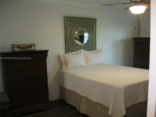 3755 Via Poinciana # 216, Lake Worth FL 33467