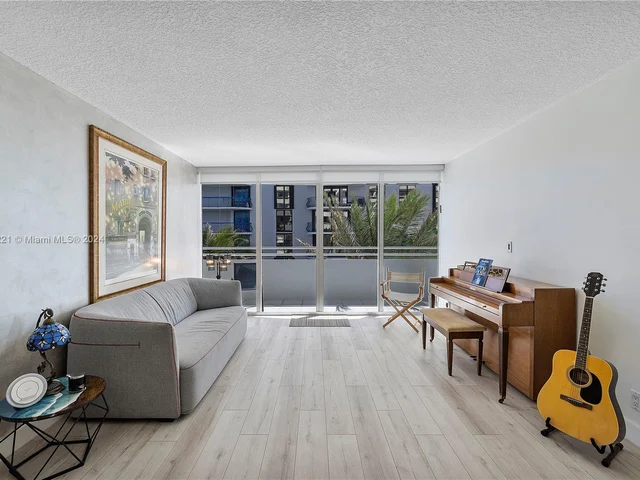 8911 Collins Ave # 404, Surfside FL 33154