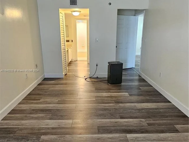 701 N PINE ISLAND RD # 101, Plantation FL 33324