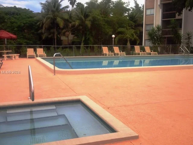 701 N PINE ISLAND RD # 101, Plantation FL 33324