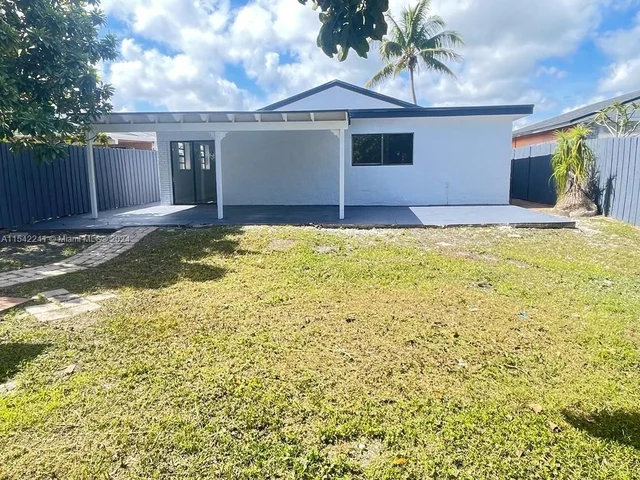 25041 SW 124th Pl, Homestead FL 33032