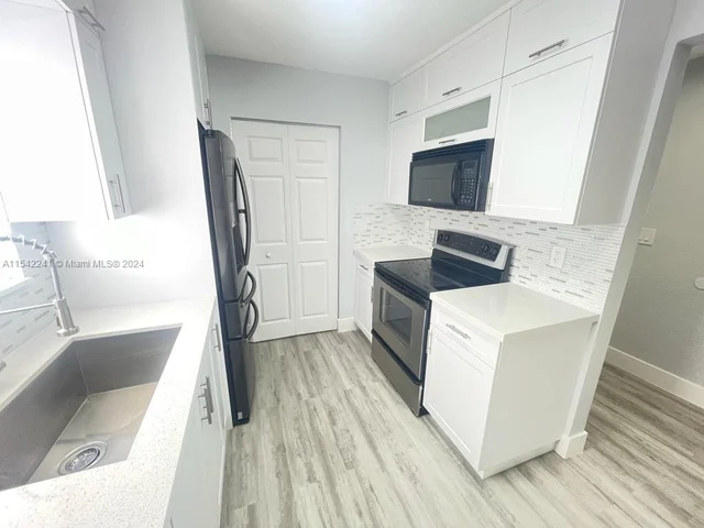 25041 SW 124th Pl, Homestead FL 33032