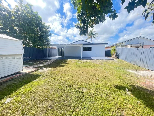 25041 SW 124th Pl, Homestead FL 33032