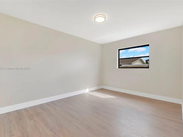 11360 NW 29th Pl, Sunrise FL 33323