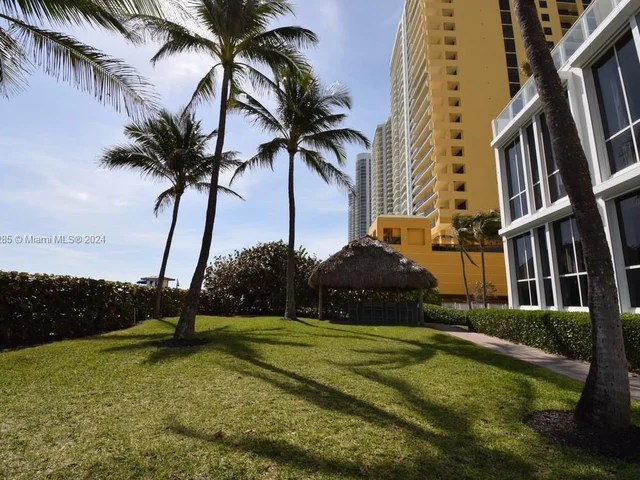 16445 Collins Ave # 1528, Sunny Isles Beach FL 33160