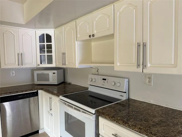 331 N Biscayne River Dr, Miami FL 33169