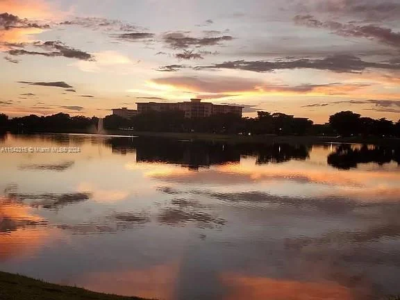 2900 N Course Dr # 106, Pompano Beach FL 33069