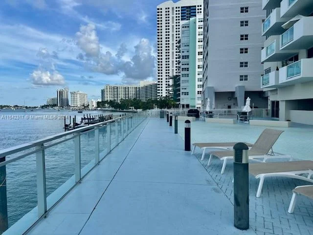 1200 West Ave # 431, Miami Beach FL 33139