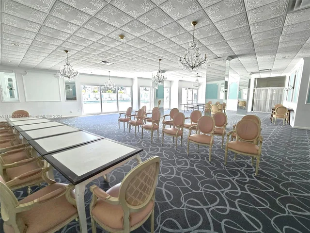 5255 Collins Ave # 7B, Miami Beach FL 33140