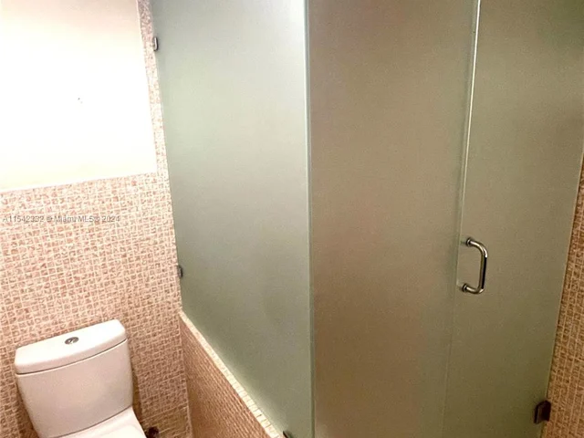 5255 Collins Ave # 7B, Miami Beach FL 33140