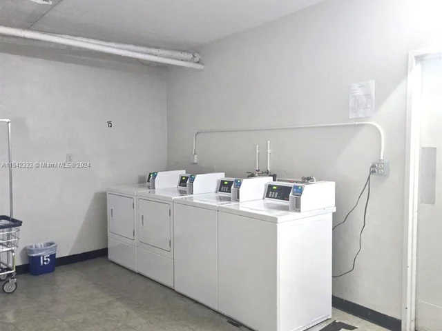 5255 Collins Ave # 7B, Miami Beach FL 33140