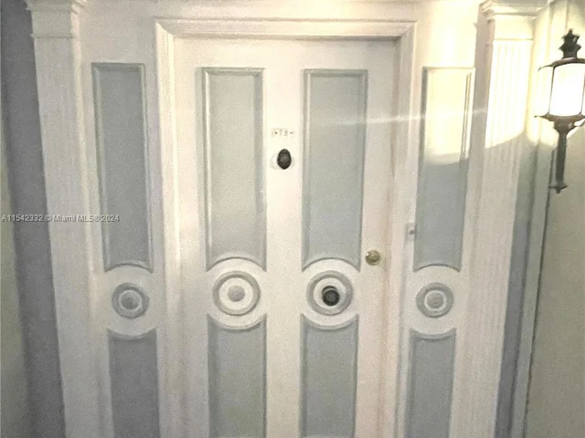 5255 Collins Ave # 7B, Miami Beach FL 33140