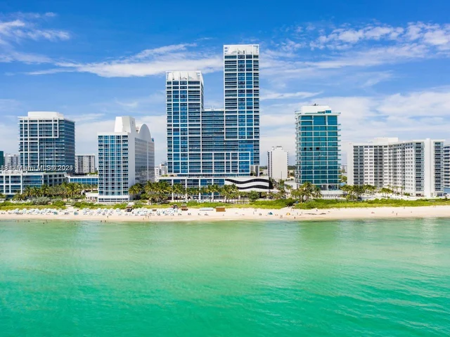 6801 Collins Ave # 608, Miami Beach FL 33141