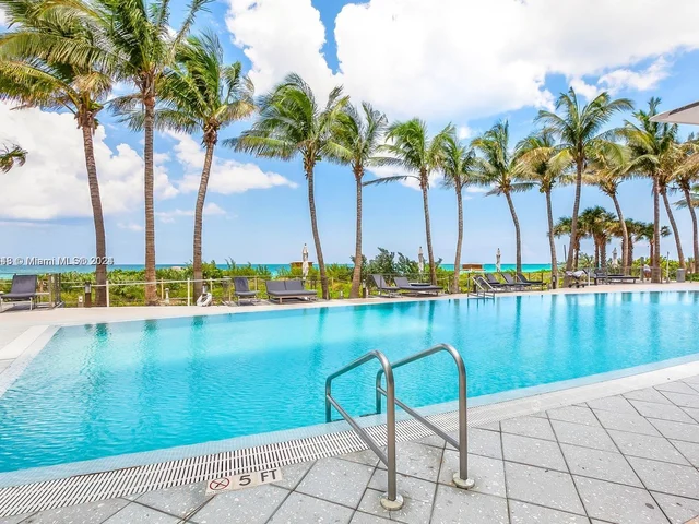 6801 Collins Ave # 608, Miami Beach FL 33141