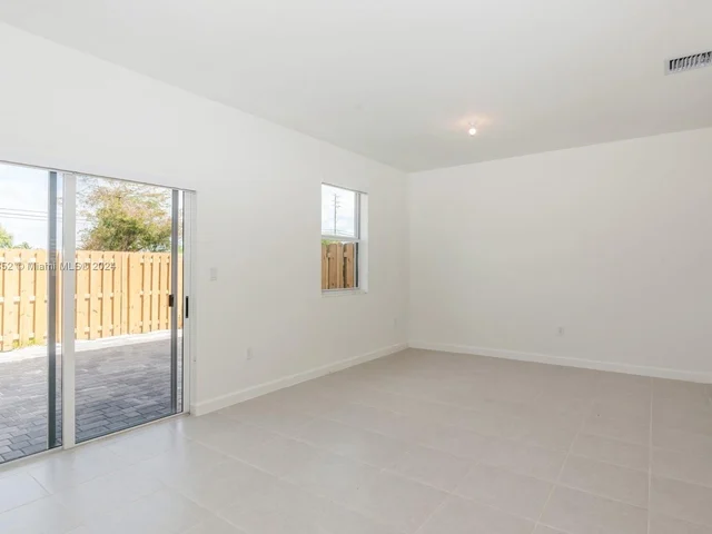 16207 SW 288th Ter, Homestead FL 33033