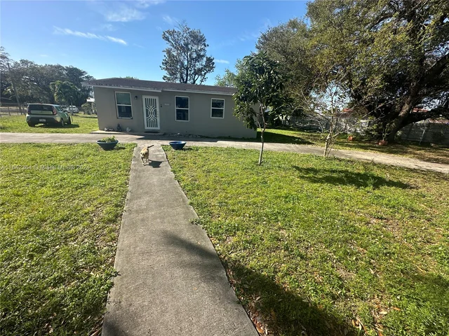 3001 NW 164th Ter, Miami Gardens FL 33054