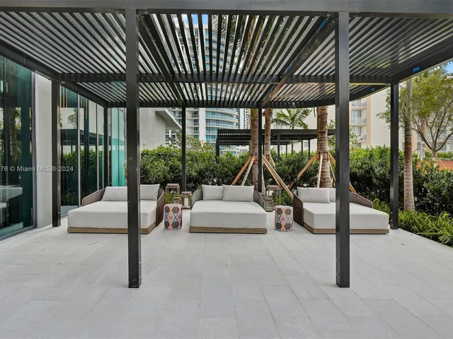 650 NE 32 St # 4501, Miami FL 33137