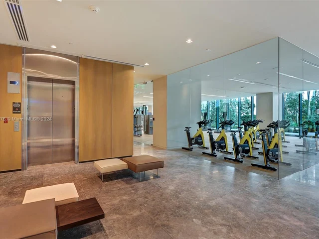 650 NE 32 St # 4501, Miami FL 33137