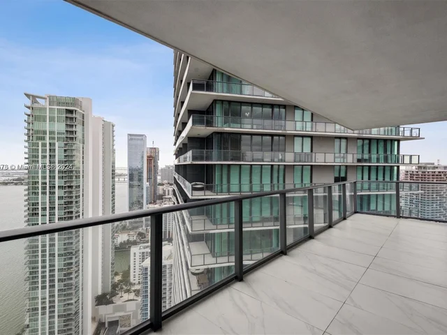 650 NE 32 St # 4501, Miami FL 33137