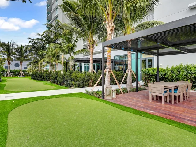 650 NE 32 St # 4501, Miami FL 33137