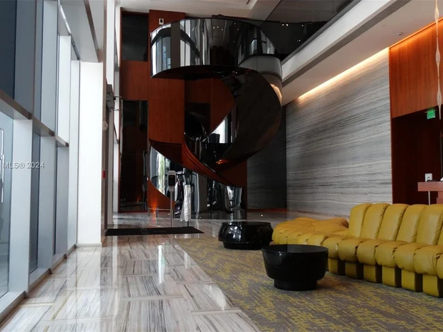 1300 Brickell Bay Dr # 3004, Miami FL 33131