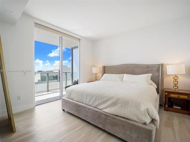 1300 Brickell Bay Dr # 3004, Miami FL 33131