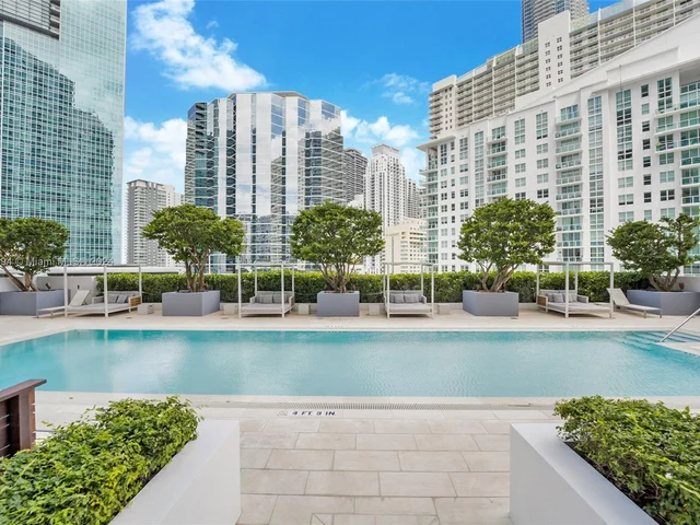 1300 Brickell Bay Dr # 3004, Miami FL 33131