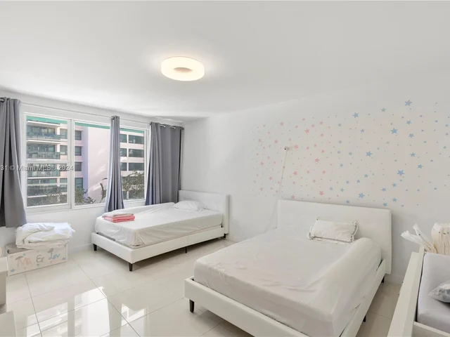 5255 Collins Ave # 3D, Miami Beach FL 33140