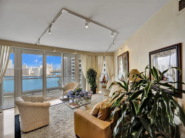 7000 Island Blvd # 2002, Aventura FL 33160