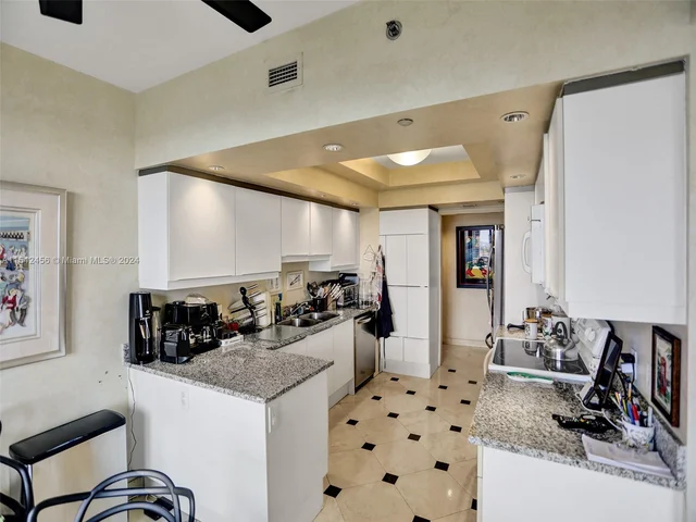 7000 Island Blvd # 2002, Aventura FL 33160