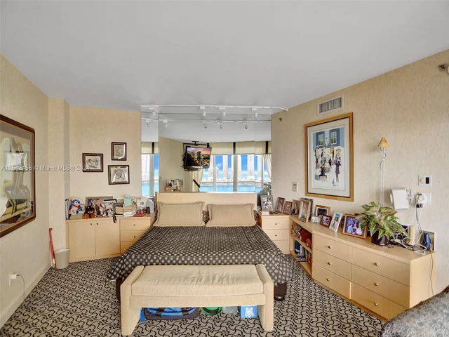 7000 Island Blvd # 2002, Aventura FL 33160