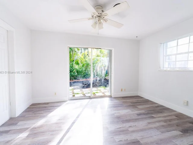 6220 NE 21st Rd, Fort Lauderdale FL 33308