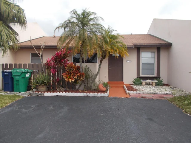 11105 SW 122nd Ct, Miami FL 33186