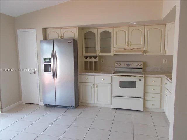 11105 SW 122nd Ct, Miami FL 33186