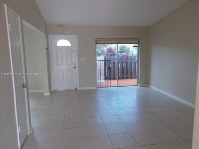 11105 SW 122nd Ct, Miami FL 33186