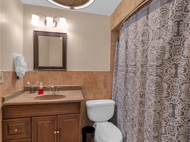 9417 SW 52nd St, Cooper City FL 33328