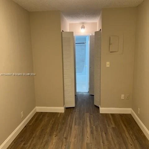 2701 Riverside Dr # B, Coral Springs FL 33065