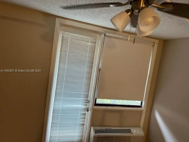 2701 Riverside Dr # B, Coral Springs FL 33065