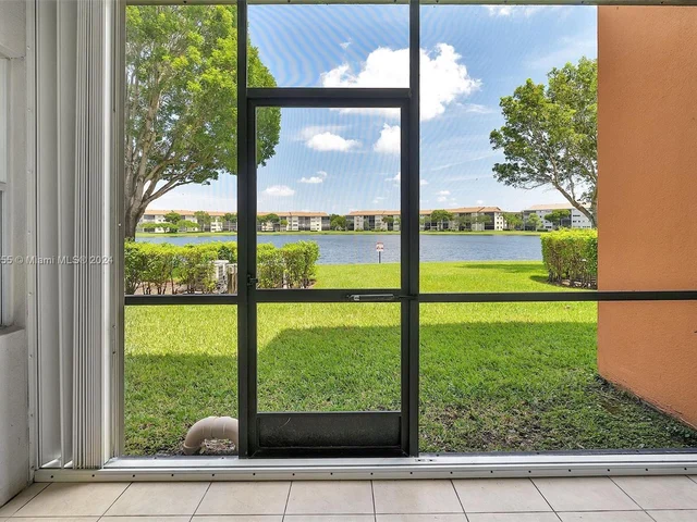 601 SW 141st Ave # 106P, Pembroke Pines FL 33027