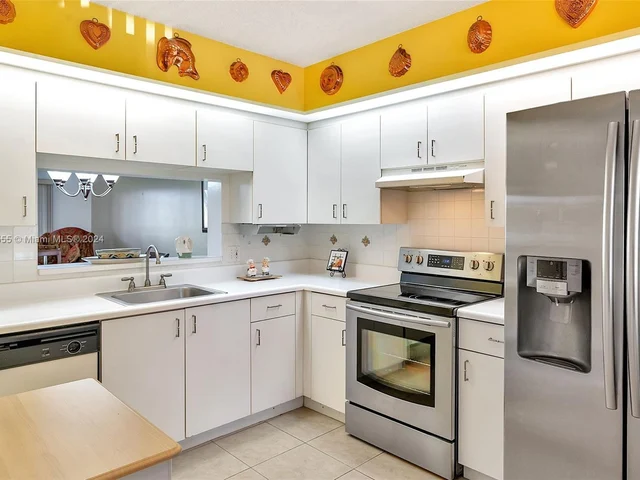 601 SW 141st Ave # 106P, Pembroke Pines FL 33027