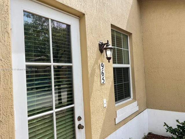 965 SW 147th Ave # 2504, Pembroke Pines FL 33027