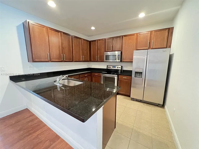 965 SW 147th Ave # 2504, Pembroke Pines FL 33027